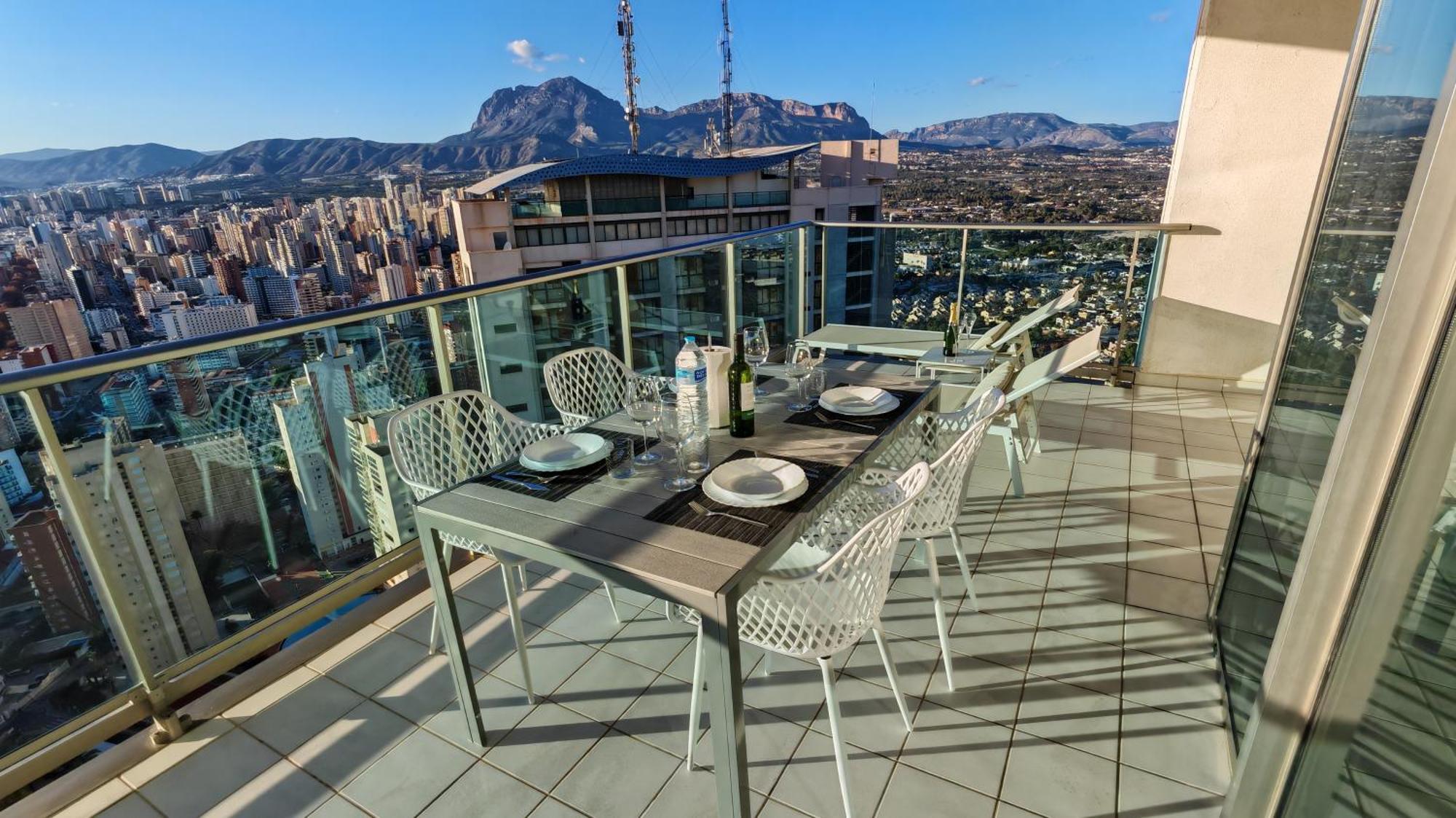 Skyline Floor 28 Sea Views Apartment Benidorm Exterior photo