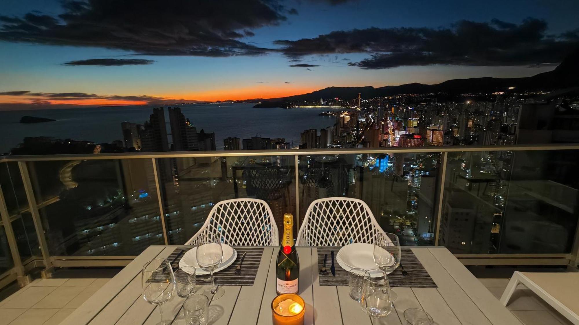 Skyline Floor 28 Sea Views Apartment Benidorm Exterior photo