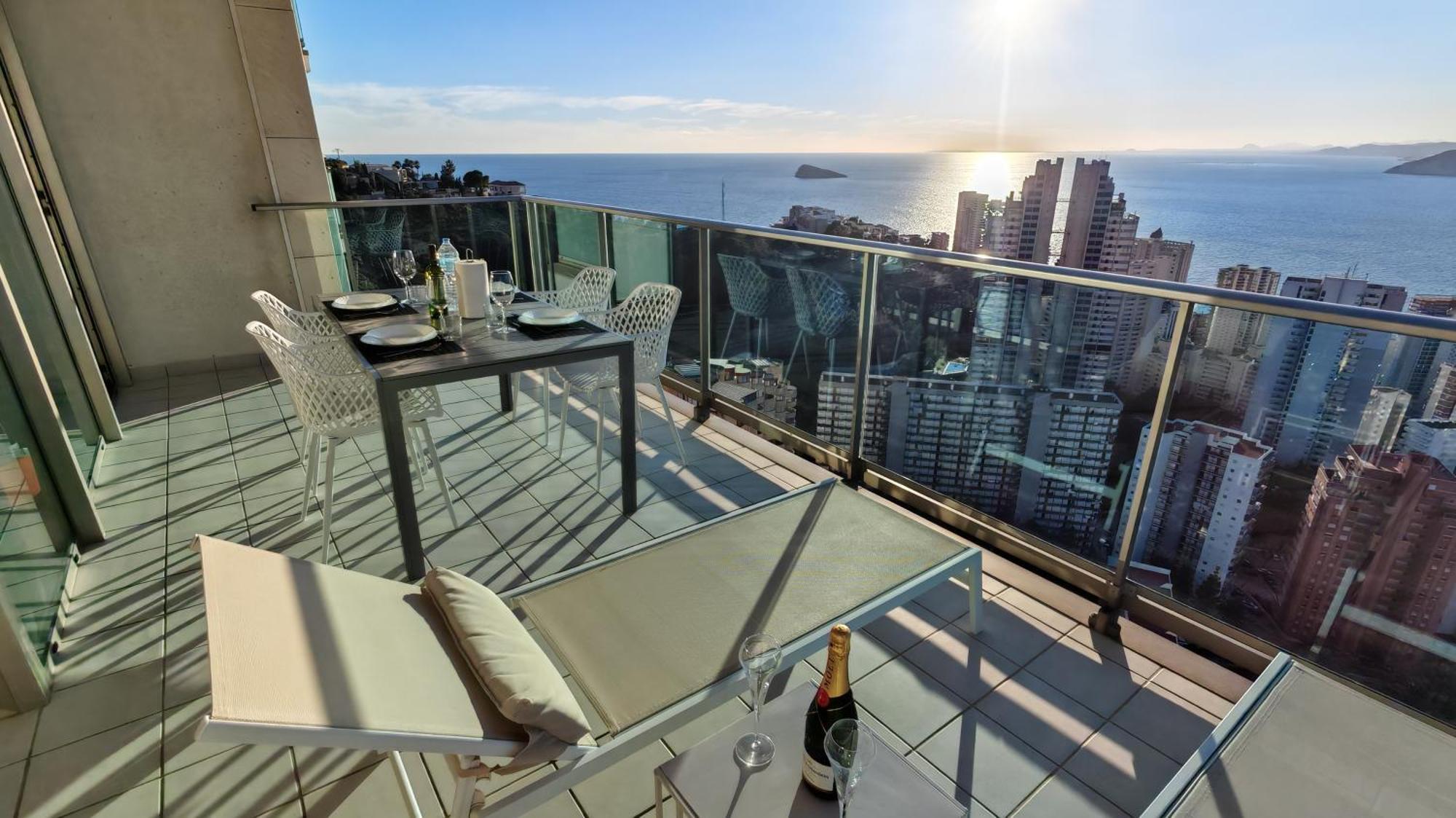 Skyline Floor 28 Sea Views Apartment Benidorm Exterior photo