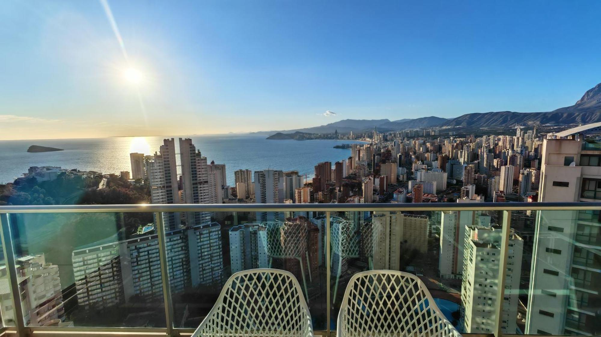 Skyline Floor 28 Sea Views Apartment Benidorm Exterior photo