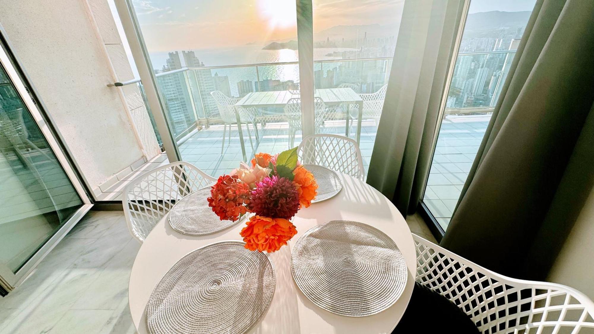 Skyline Floor 28 Sea Views Apartment Benidorm Exterior photo