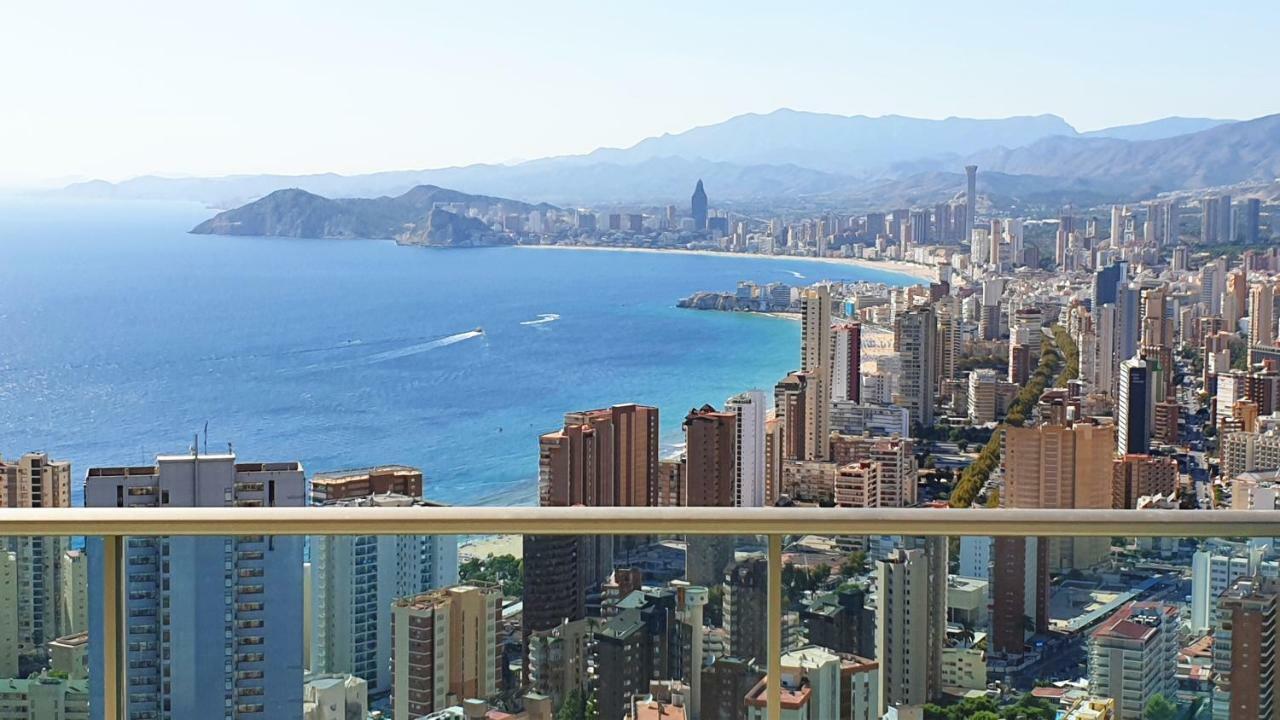 Skyline Floor 28 Sea Views Apartment Benidorm Exterior photo